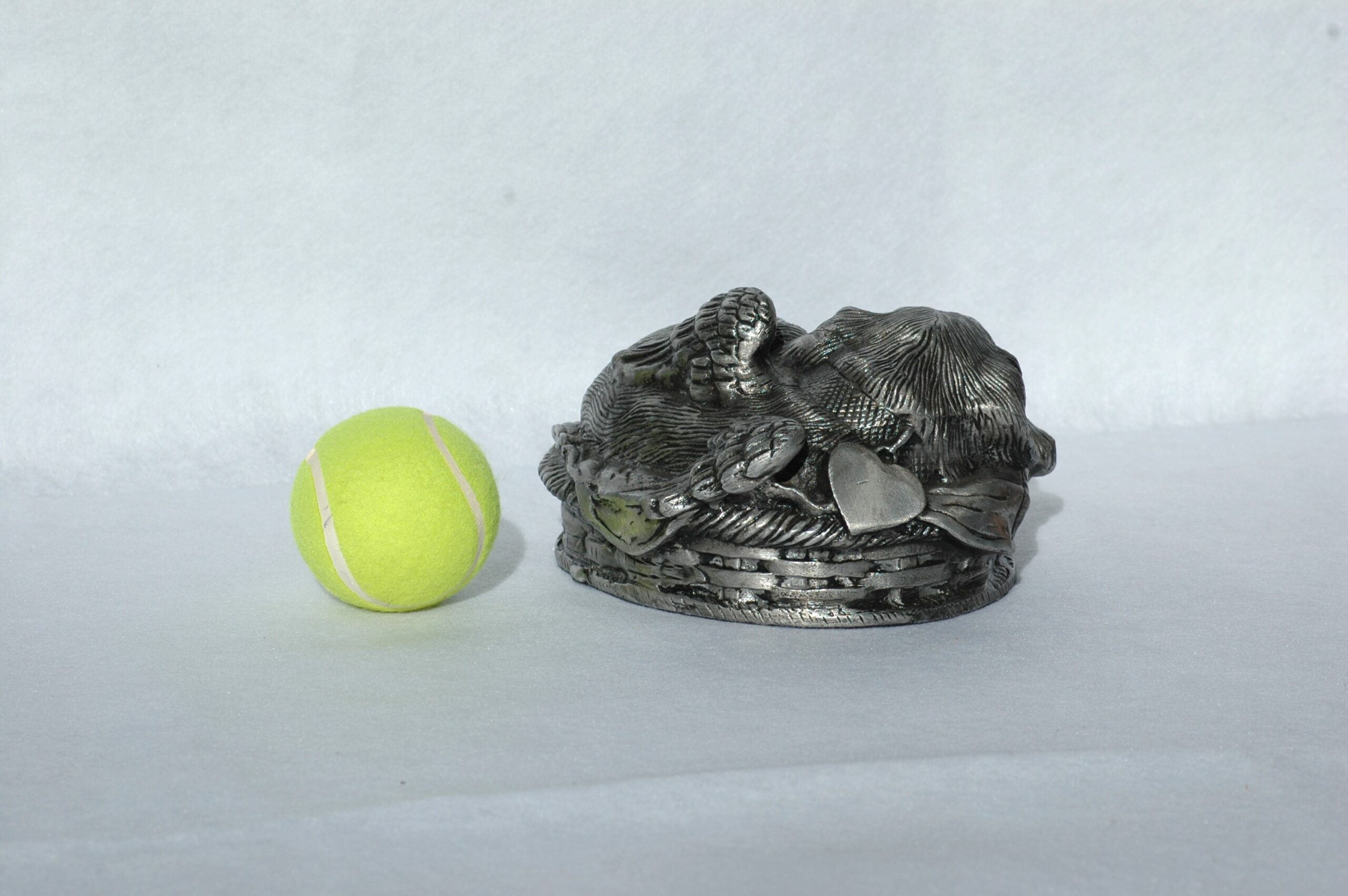 Aluminium Dog Urn - Image 2